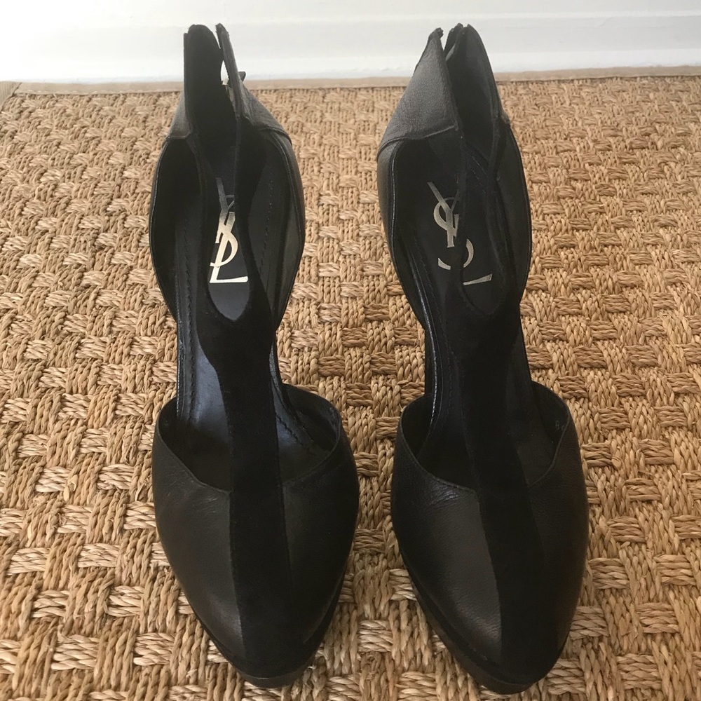 SALE Yves Saint Laurent TStrap closed toe platform